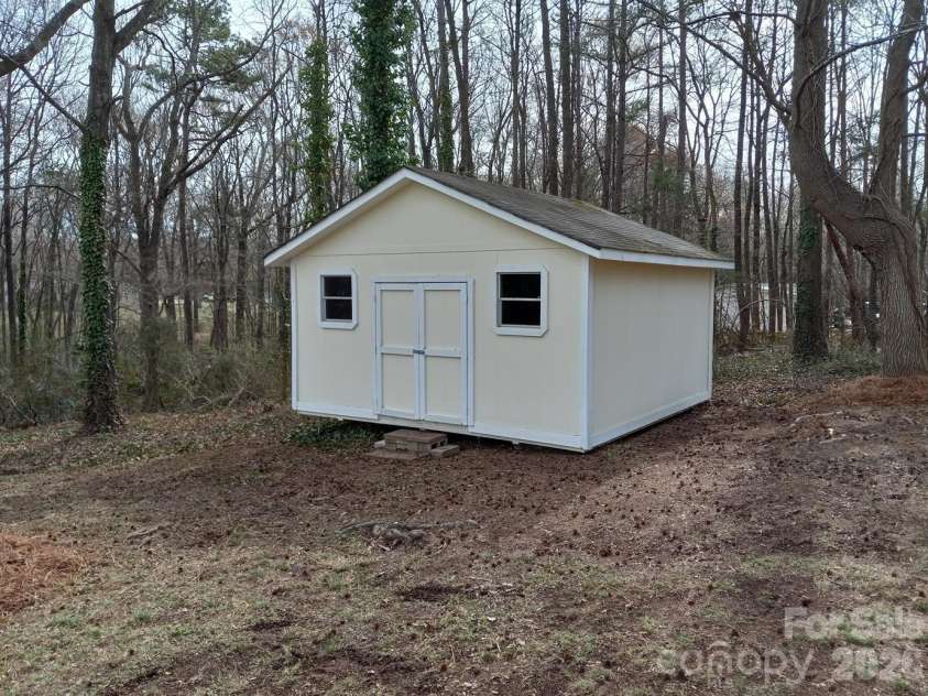 831 Unionville Indian Trail Road, Monroe, NC 28110.  MLS# CAR4387700, YatesRealty ID 13881. 