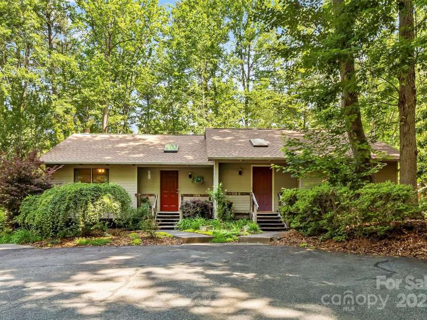 112 A Wesley Drive, Morganton, NC 28655.  MLS# CAR4259797, YatesRealty ID 13885. 
