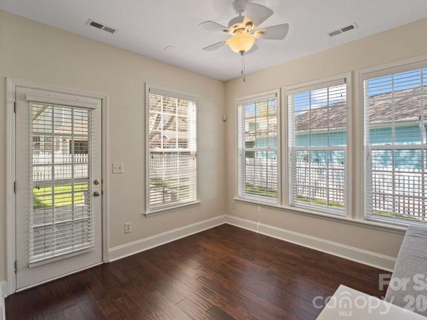 17715 North Shore Circle, Cornelius, NC 28031.  MLS# CAR4362442, YatesRealty ID 13885. 