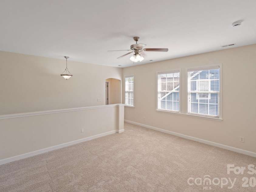17715 North Shore Circle, Cornelius, NC 28031.  MLS# CAR4362442, YatesRealty ID 13885. 