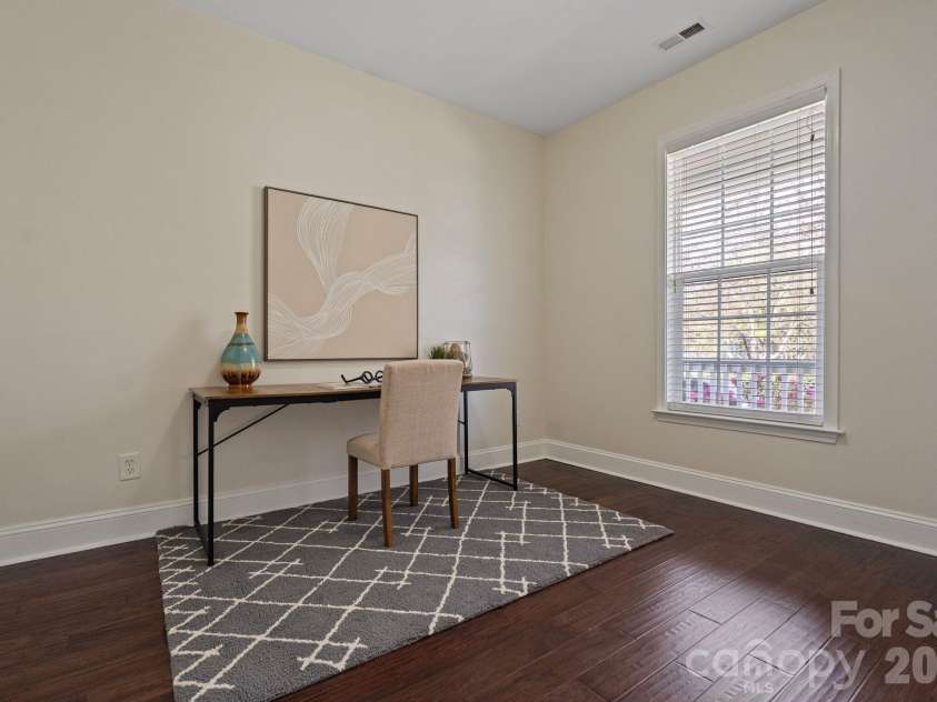 17715 North Shore Circle, Cornelius, NC 28031.  MLS# CAR4362442, YatesRealty ID 13885. Office or flex space