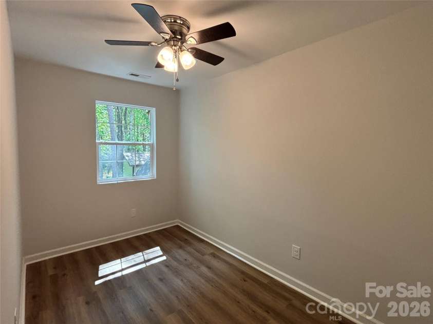 6211 Spanish Oak Road, Charlotte, NC 28227.  MLS# CAR4368786, YatesRealty ID 13886. 