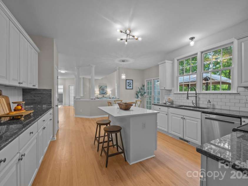 263 Fernbrook Drive, Mooresville, NC 28117.  MLS# CAR4246852, YatesRealty ID 13887. 