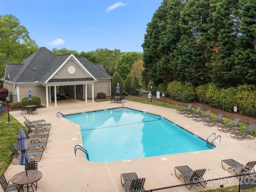 263 Fernbrook Drive, Mooresville, NC 28117.  MLS# CAR4246852, YatesRealty ID 13887. 