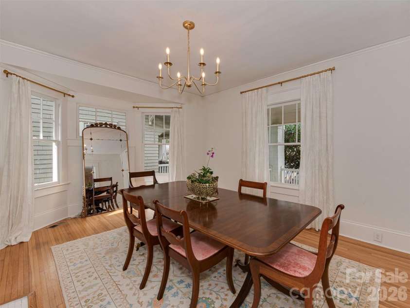 720 Clement Avenue, Charlotte, NC 28204.  MLS# CAR4347577, YatesRealty ID 13887. 