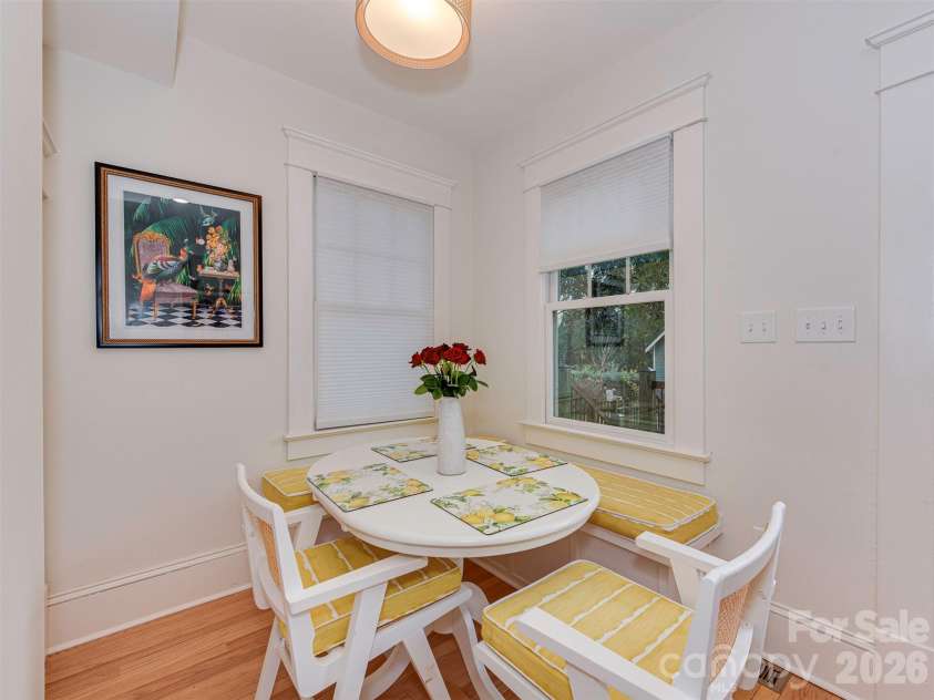 720 Clement Avenue, Charlotte, NC 28204.  MLS# CAR4347577, YatesRealty ID 13887. 