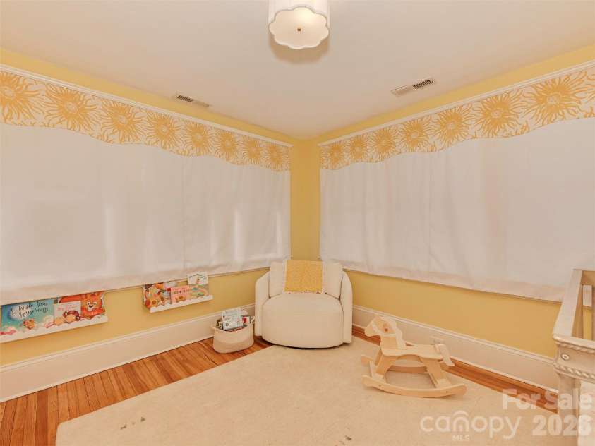 720 Clement Avenue, Charlotte, NC 28204.  MLS# CAR4347577, YatesRealty ID 13887. 