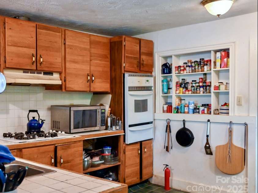 1042 Jackson Road, Fort Lawn, SC 29714.  MLS# CAR4247885, YatesRealty ID 13888. 