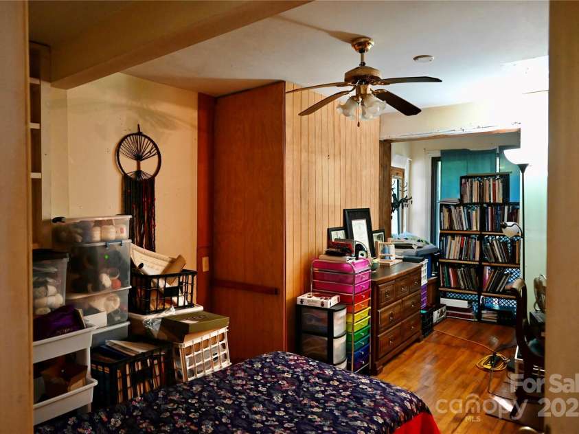 1042 Jackson Road, Fort Lawn, SC 29714.  MLS# CAR4247885, YatesRealty ID 13888. 