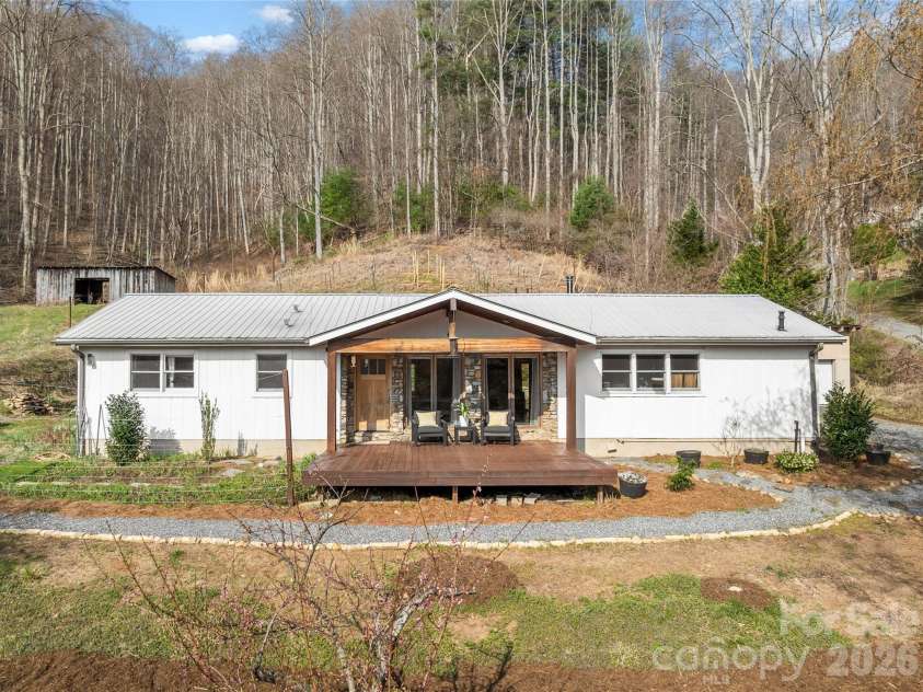 1105 Griffin Branch Road, Marshall, NC 28753.  MLS# CAR4363034, YatesRealty ID 13888. Sturdy site built home 