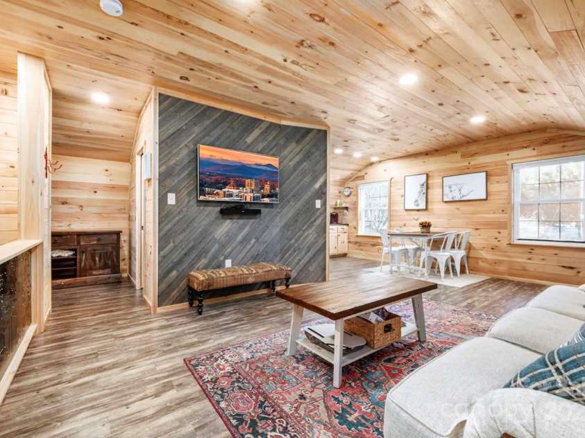 1234 Upper Brush Creek Road, Asheville, NC 28730.  MLS# CAR4231250, YatesRealty ID 13889. 