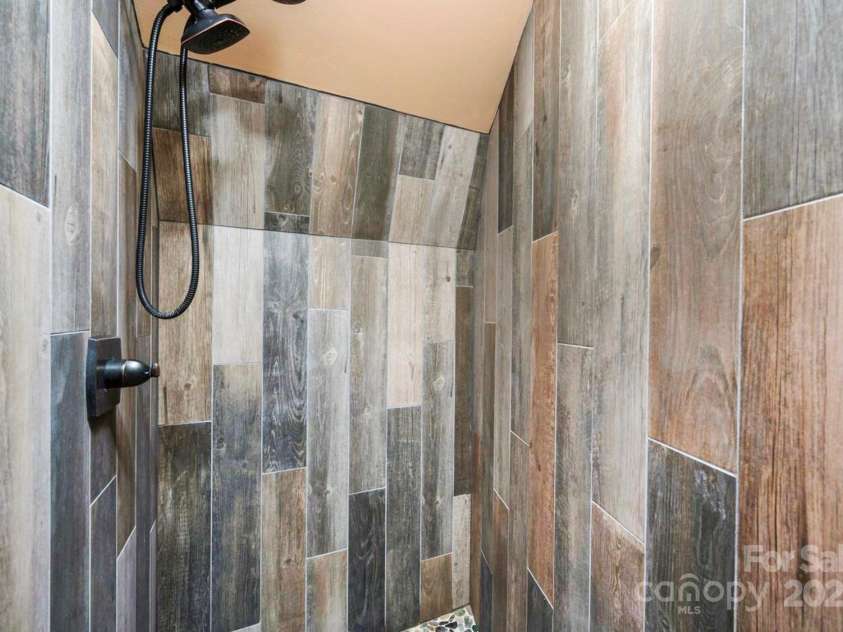 1234 Upper Brush Creek Road, Asheville, NC 28730.  MLS# CAR4231250, YatesRealty ID 13889. 