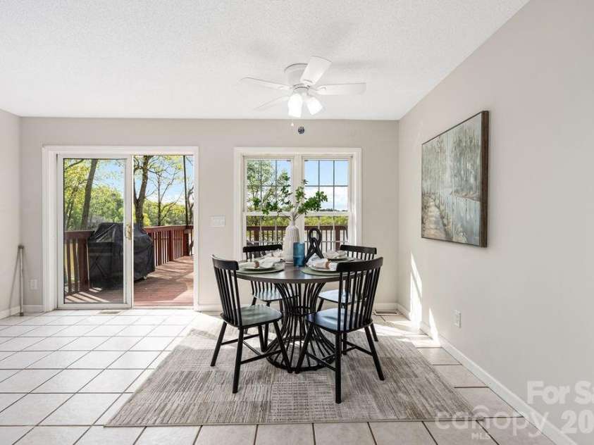 349 Lake Wylie Road, Belmont, NC 28012.  MLS# CAR4367153, YatesRealty ID 13889. 