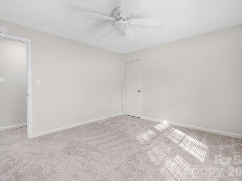 349 Lake Wylie Road, Belmont, NC 28012.  MLS# CAR4367153, YatesRealty ID 13889. 