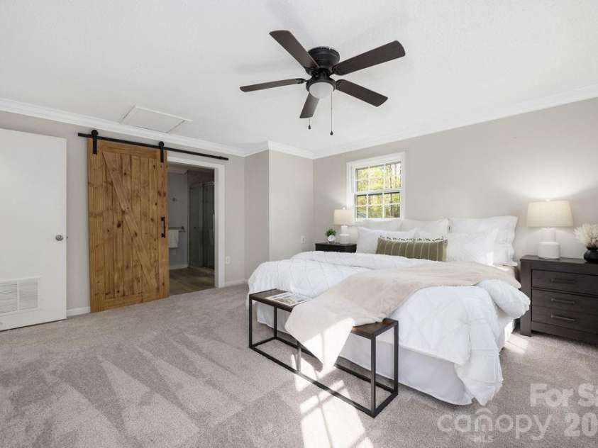 349 Lake Wylie Road, Belmont, NC 28012.  MLS# CAR4367153, YatesRealty ID 13889. 
