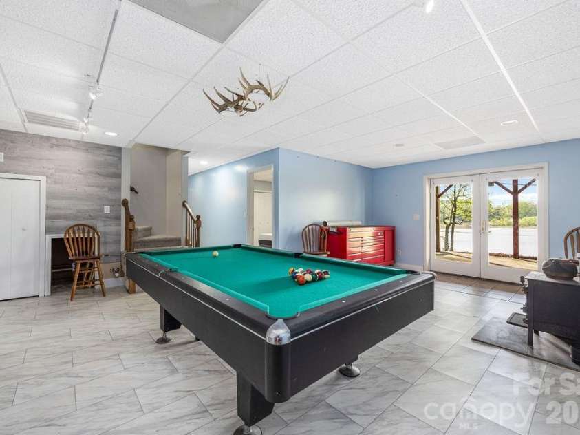 349 Lake Wylie Road, Belmont, NC 28012.  MLS# CAR4367153, YatesRealty ID 13889. 