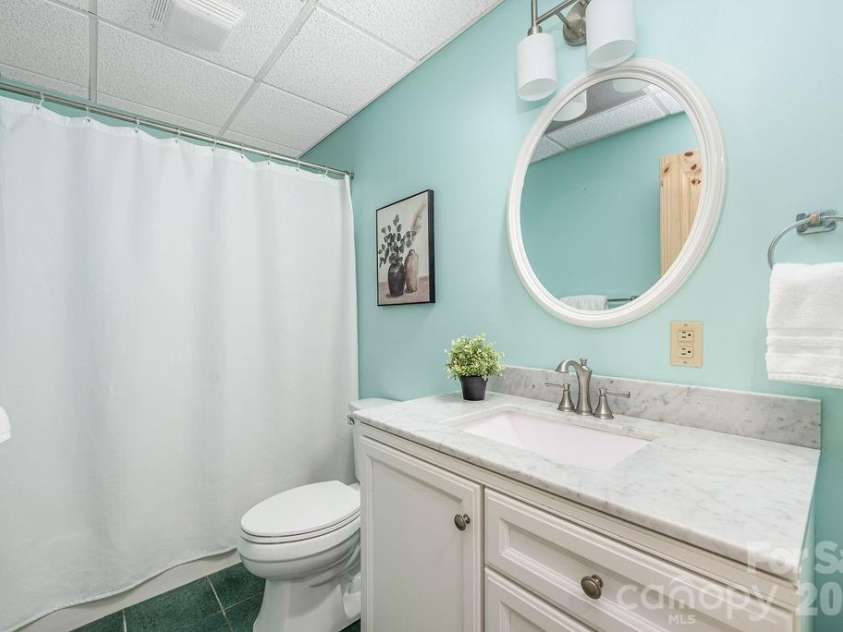 349 Lake Wylie Road, Belmont, NC 28012.  MLS# CAR4367153, YatesRealty ID 13889. 