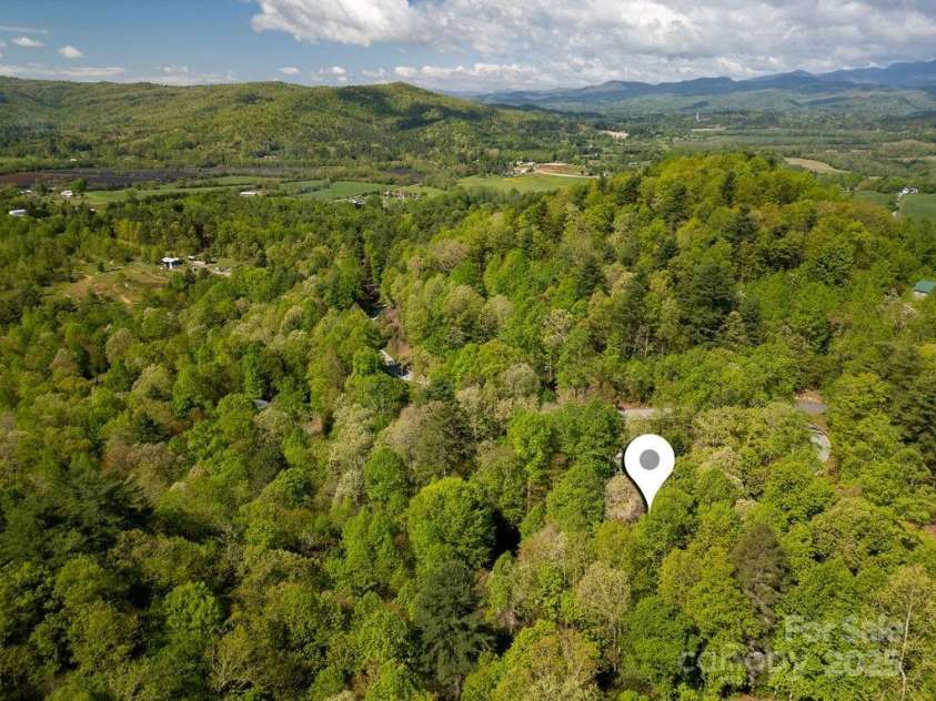 544 Jeter Mountain Road, Penrose, NC 28766.  MLS# CAR4251034, YatesRealty ID 13890. Great Central Location
