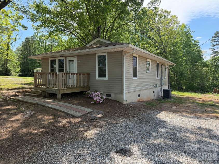 3724 Kathy Road, Morganton, NC 28655.  MLS# CAR4339975, YatesRealty ID 13891. 