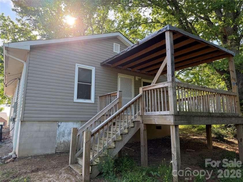 3724 Kathy Road, Morganton, NC 28655.  MLS# CAR4339975, YatesRealty ID 13891. 