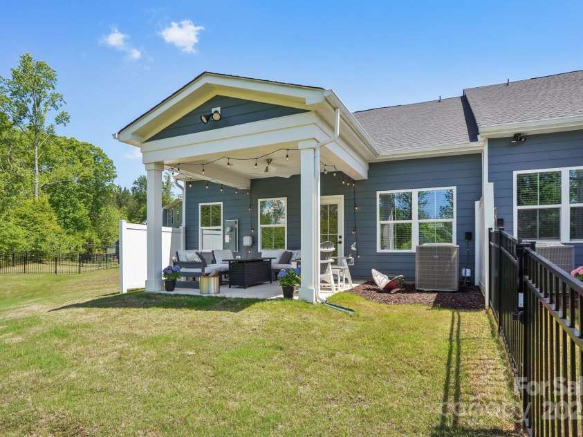 6295 Ashton Park Drive, Denver, NC 28037.  MLS# CAR4252300, YatesRealty ID 13891. 