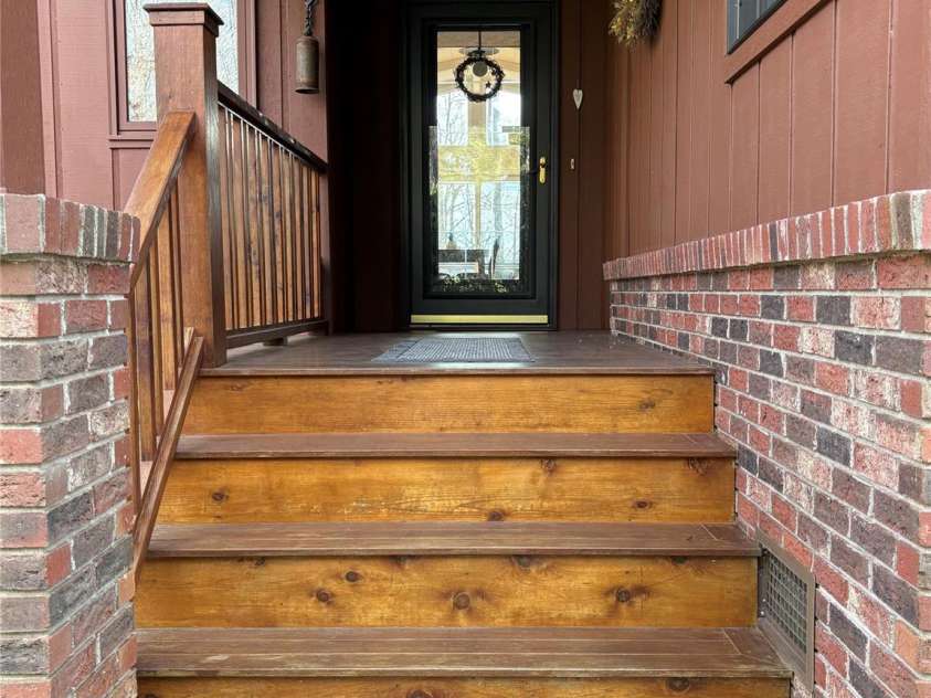 218 Frazier Road, Brevard, NC 28712.  MLS# CAR4229177, YatesRealty ID 13894. 