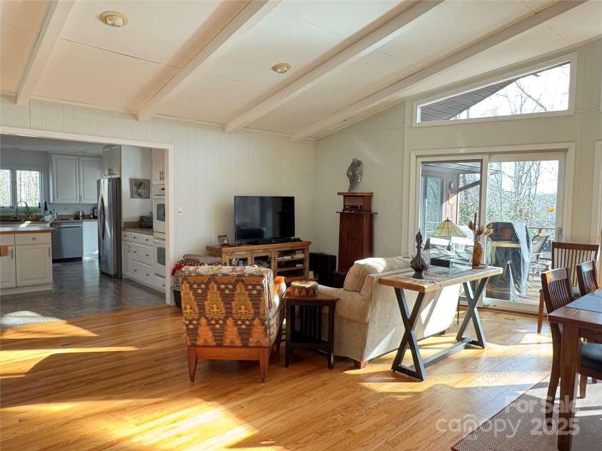 218 Frazier Road, Brevard, NC 28712.  MLS# CAR4229177, YatesRealty ID 13894. 