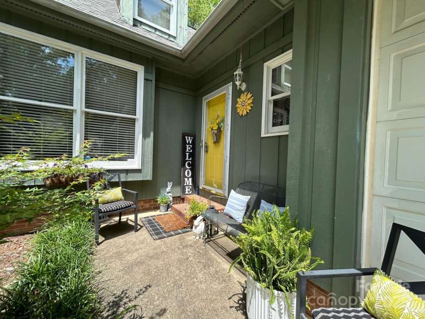 2815 Penny Park Drive, Gastonia, NC 28052.  MLS# CAR4259262, YatesRealty ID 13895. 