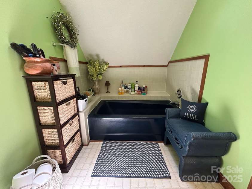2815 Penny Park Drive, Gastonia, NC 28052.  MLS# CAR4259262, YatesRealty ID 13895. 