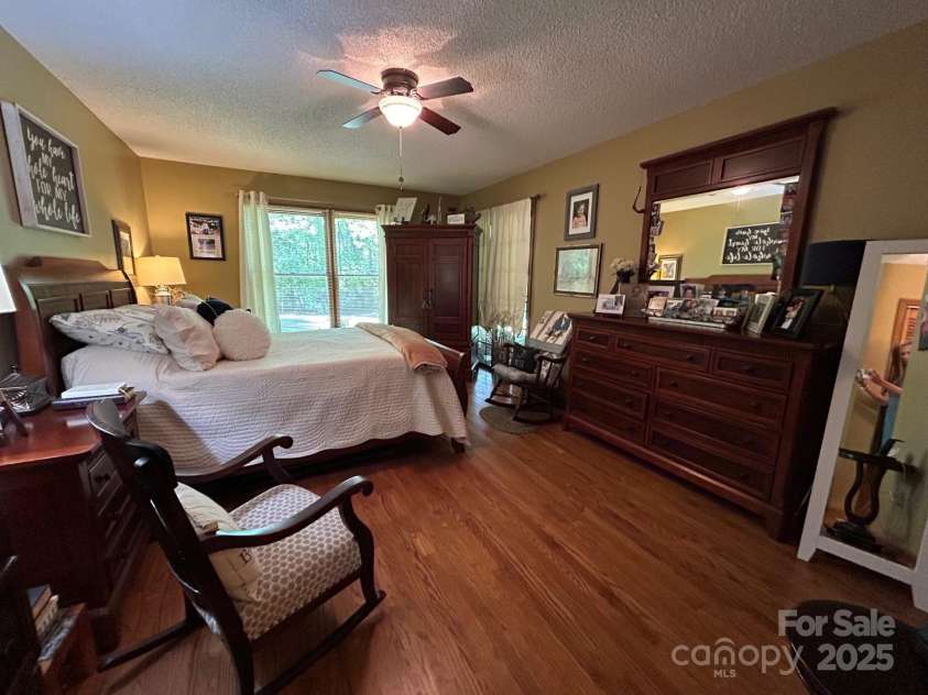 2815 Penny Park Drive, Gastonia, NC 28052.  MLS# CAR4259262, YatesRealty ID 13895. 