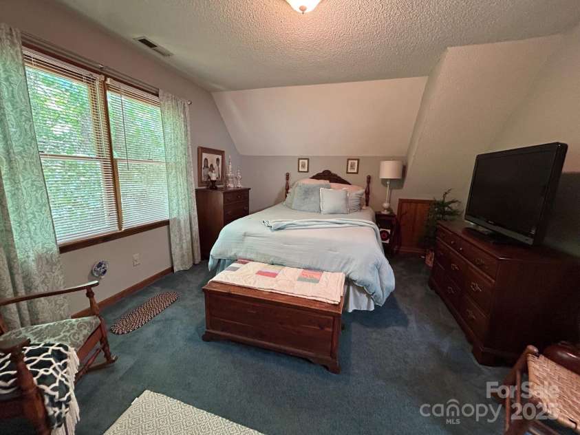 2815 Penny Park Drive, Gastonia, NC 28052.  MLS# CAR4259262, YatesRealty ID 13895. 