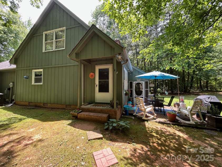 2815 Penny Park Drive, Gastonia, NC 28052.  MLS# CAR4259262, YatesRealty ID 13895. 