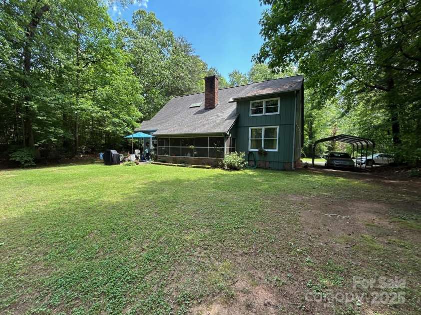 2815 Penny Park Drive, Gastonia, NC 28052.  MLS# CAR4259262, YatesRealty ID 13895. 