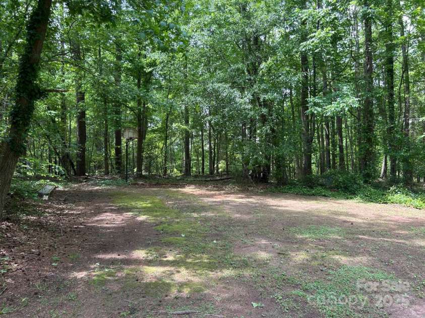 2815 Penny Park Drive, Gastonia, NC 28052.  MLS# CAR4259262, YatesRealty ID 13895. 