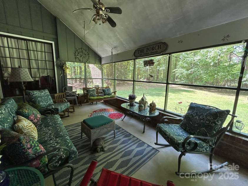 2815 Penny Park Drive, Gastonia, NC 28052.  MLS# CAR4259262, YatesRealty ID 13895. 