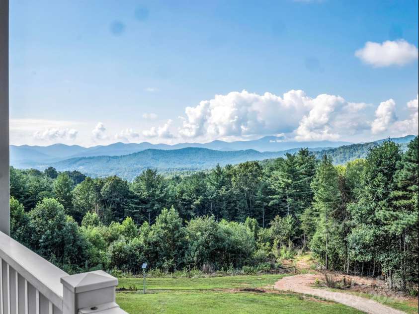 72 Bentwood Drive, Candler, NC 28715.  MLS# CAR4173355, YatesRealty ID 13897. 