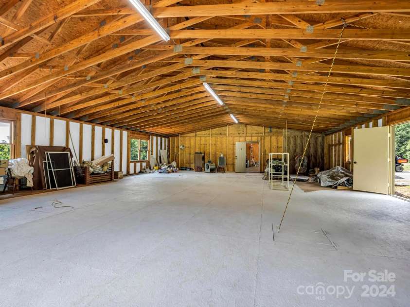 72 Bentwood Drive, Candler, NC 28715.  MLS# CAR4173355, YatesRealty ID 13897. 