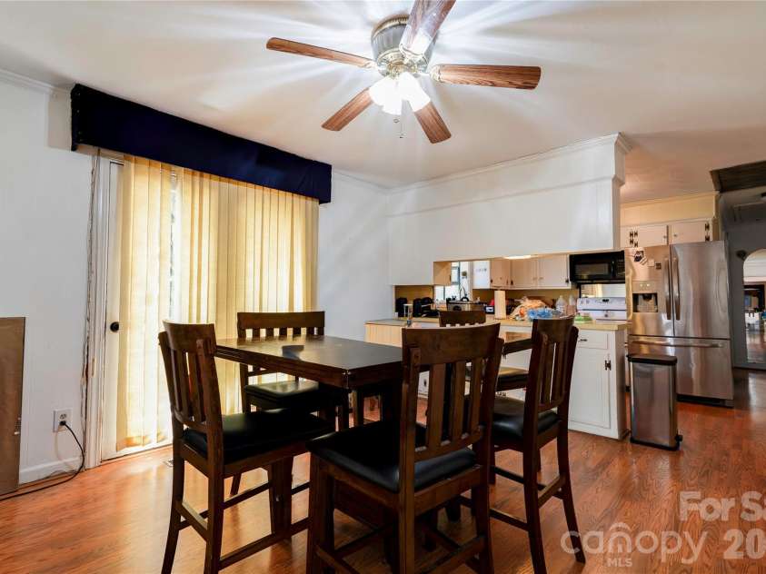 1202 Ridgemont Avenue, Shelby, NC 28150.  MLS# CAR4368310, YatesRealty ID 13898. Dining Room