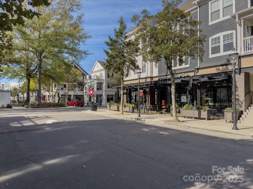 18014 Pear Hawthorne Drive, Huntersville, NC 28078.  MLS# CAR4198859, YatesRealty ID 13899. A plethora of shops and restaurants makes holiday shopping a breeze!