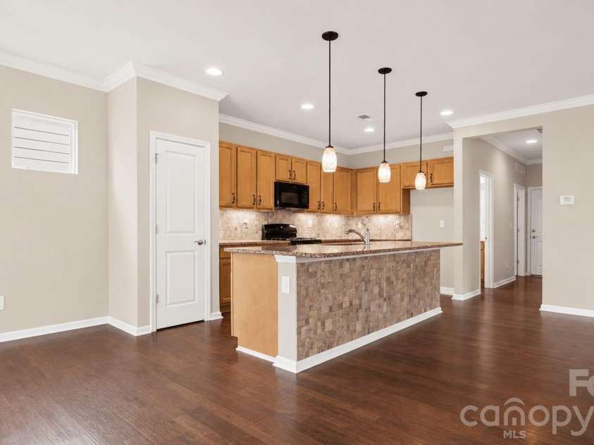 5129 Looking Glass Trail, Denver, NC 28037.  MLS# CAR4400633, YatesRealty ID 13899. 