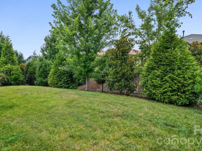 5129 Looking Glass Trail, Denver, NC 28037.  MLS# CAR4400633, YatesRealty ID 13899. 