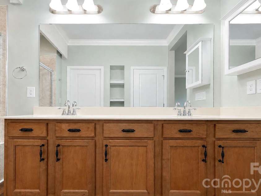 5129 Looking Glass Trail, Denver, NC 28037.  MLS# CAR4400633, YatesRealty ID 13899. 