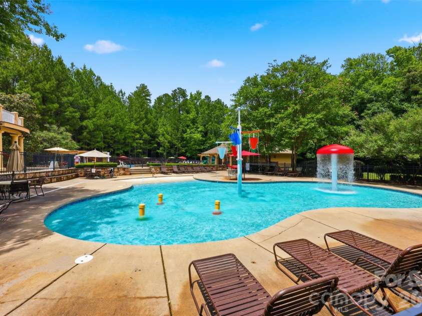 8526 Wren Creek Drive, Charlotte, NC 28269.  MLS# CAR4386065, YatesRealty ID 13901. 