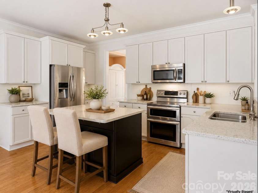 8526 Wren Creek Drive, Charlotte, NC 28269.  MLS# CAR4386065, YatesRealty ID 13901. 