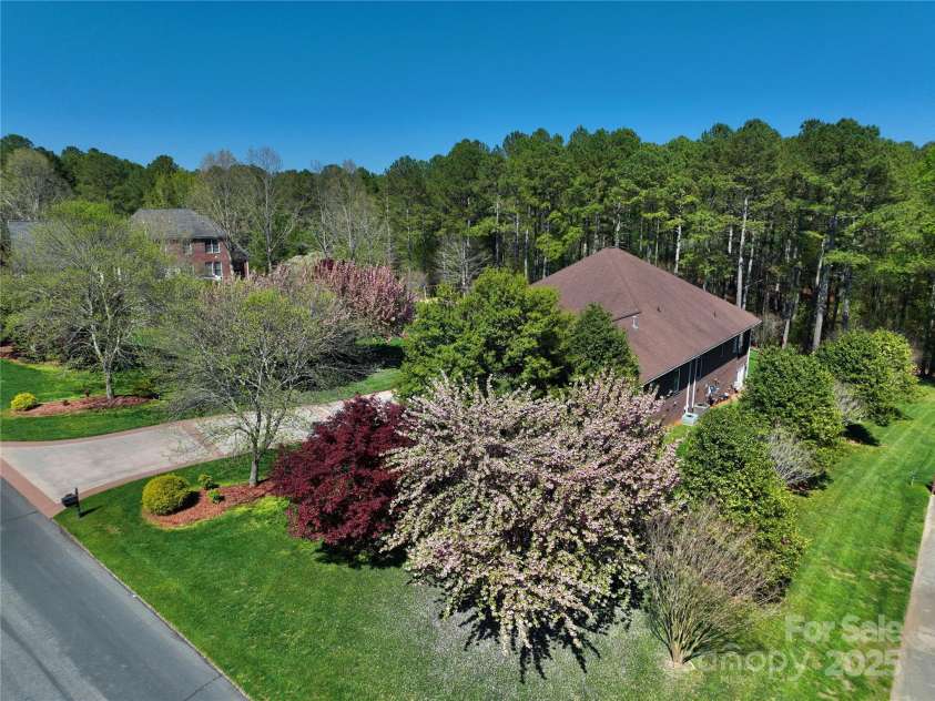 5342 Beacon Ridge Drive, Granite Falls, NC 28630.  MLS# CAR4254480, YatesRealty ID 13902. 