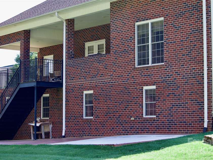 5342 Beacon Ridge Drive, Granite Falls, NC 28630.  MLS# CAR4254480, YatesRealty ID 13902. 