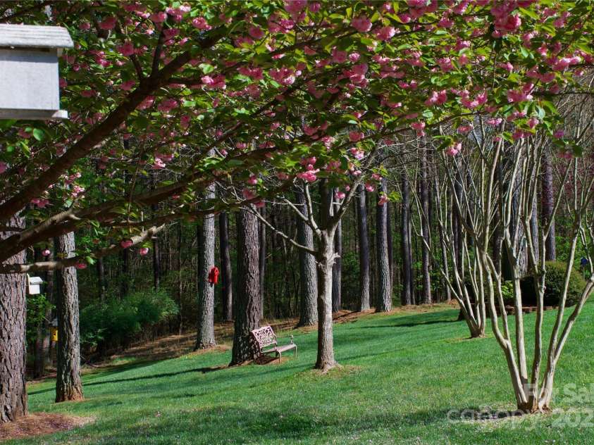 5342 Beacon Ridge Drive, Granite Falls, NC 28630.  MLS# CAR4254480, YatesRealty ID 13902. 