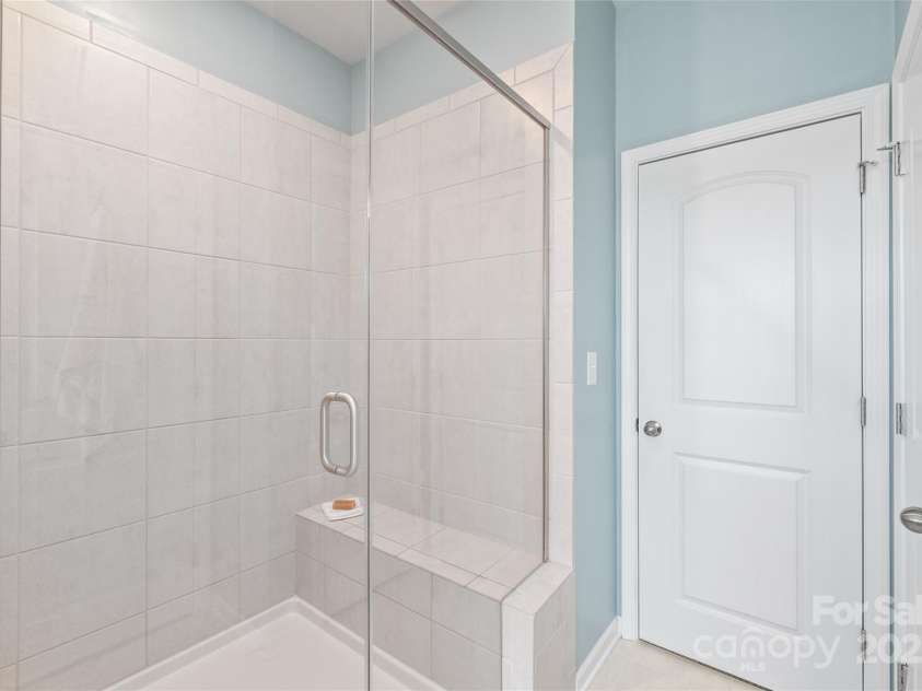 4102 Harmony Hills Drive, Matthews, NC 28104.  MLS# CAR4235594, YatesRealty ID 13904. 