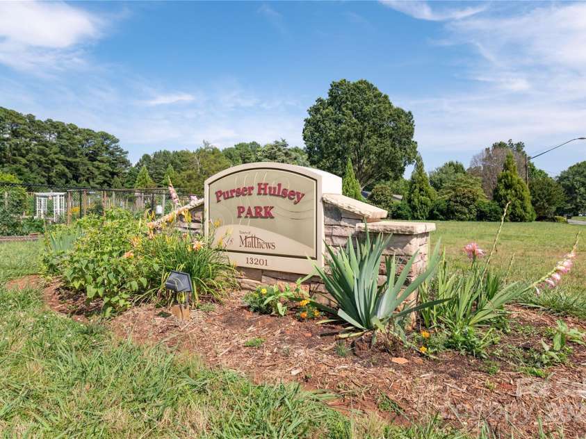 4102 Harmony Hills Drive, Matthews, NC 28104.  MLS# CAR4235594, YatesRealty ID 13904. 