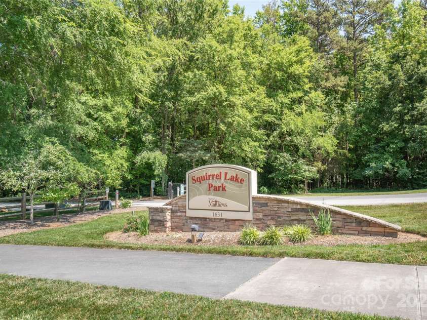 4102 Harmony Hills Drive, Matthews, NC 28104.  MLS# CAR4235594, YatesRealty ID 13904. Squirrel Lake Park
